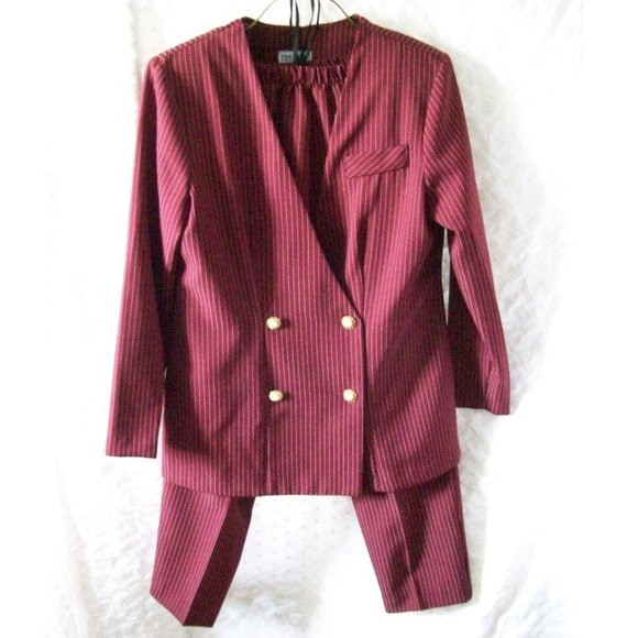 women's pant suits petite